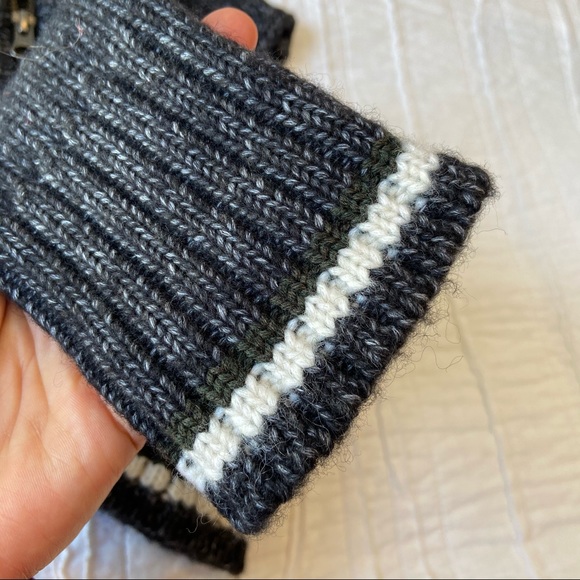 Veronica Beard Gray Wool Dickey Jacket Insert with Cuffs - Picture 5 of 8